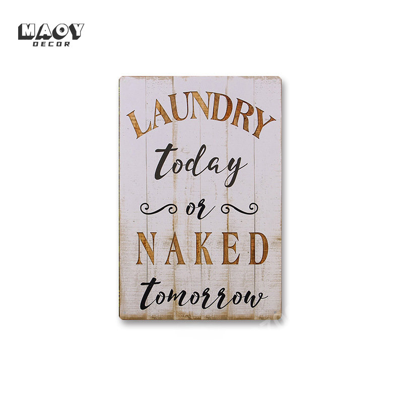Targa in Metallo con Slogan, D - Home Bathroom Decor recensione e prezzo